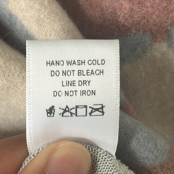 ODDY Women’s multi-colored top Sz S/M - Picture 4 of 5